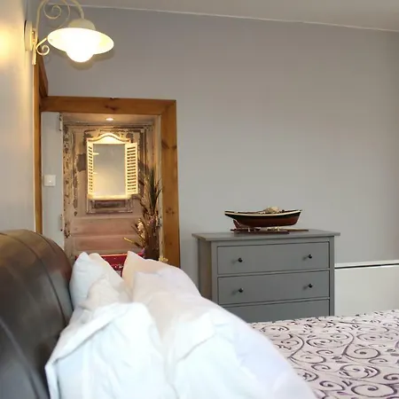 Maison De Maitre I Bed & Breakfast 3*